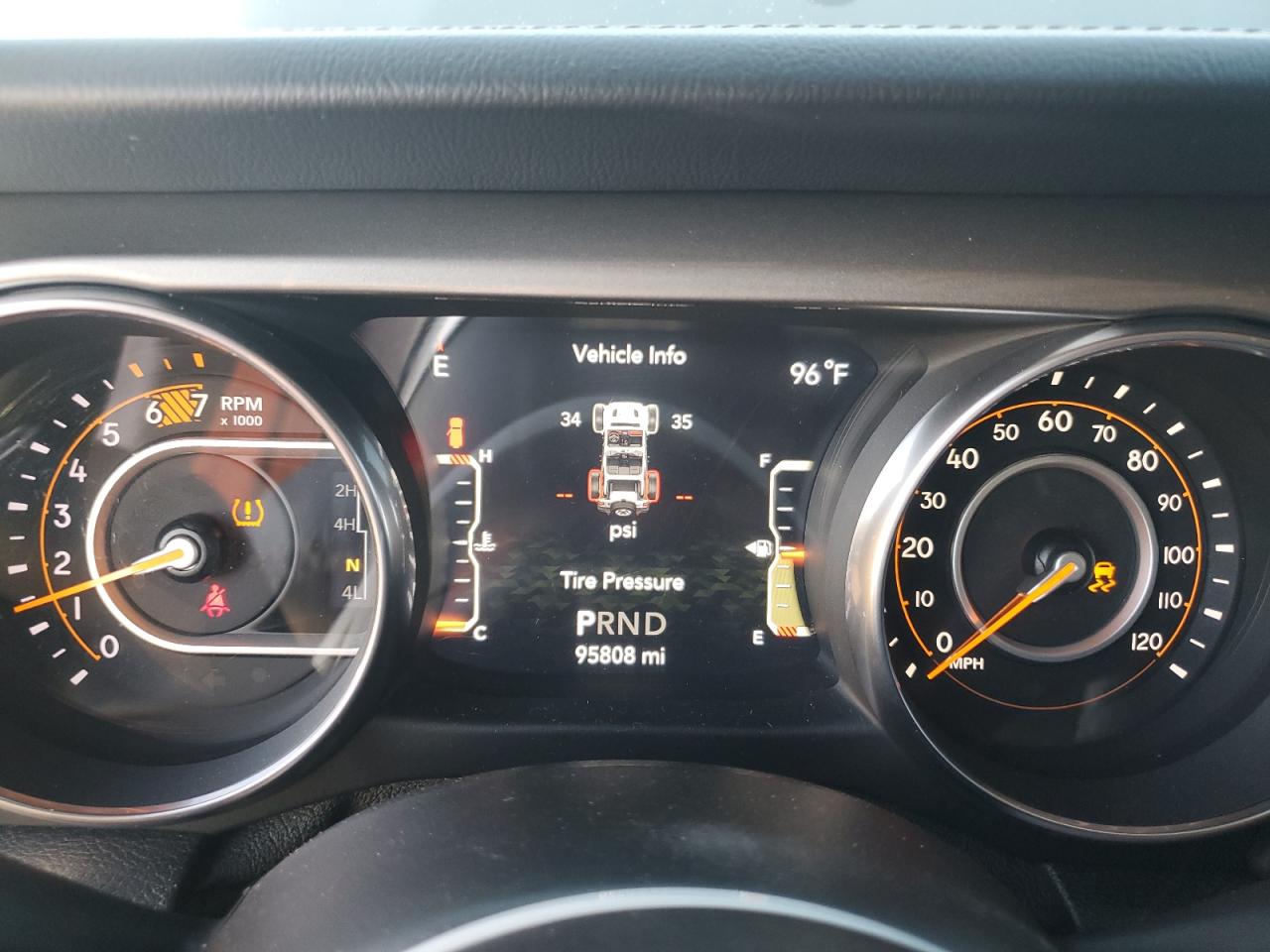 2018 Jeep Wrangler - Image 9