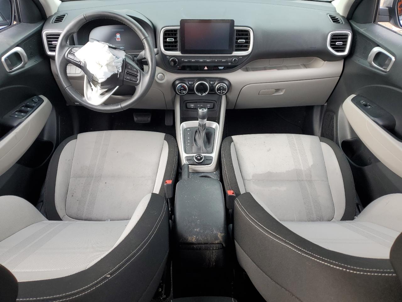 2024 Hyundai Venue - Image 8