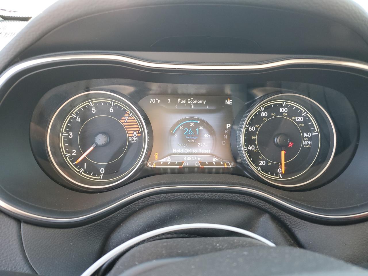 2020 Jeep Grand Cherokee - Image 9