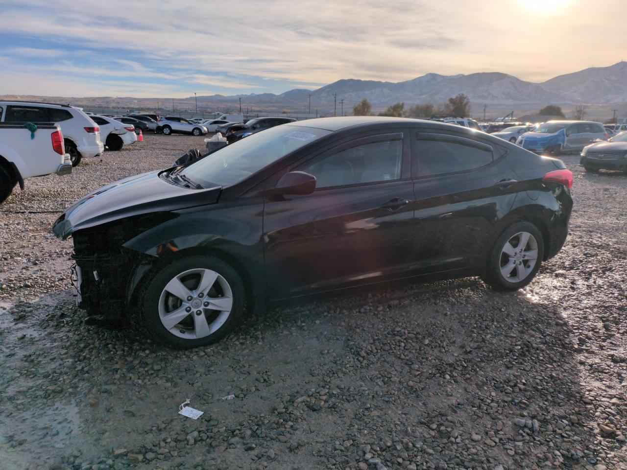 VIN 5NPDH4AE3DH308977 2013 HYUNDAI ELANTRA no.1