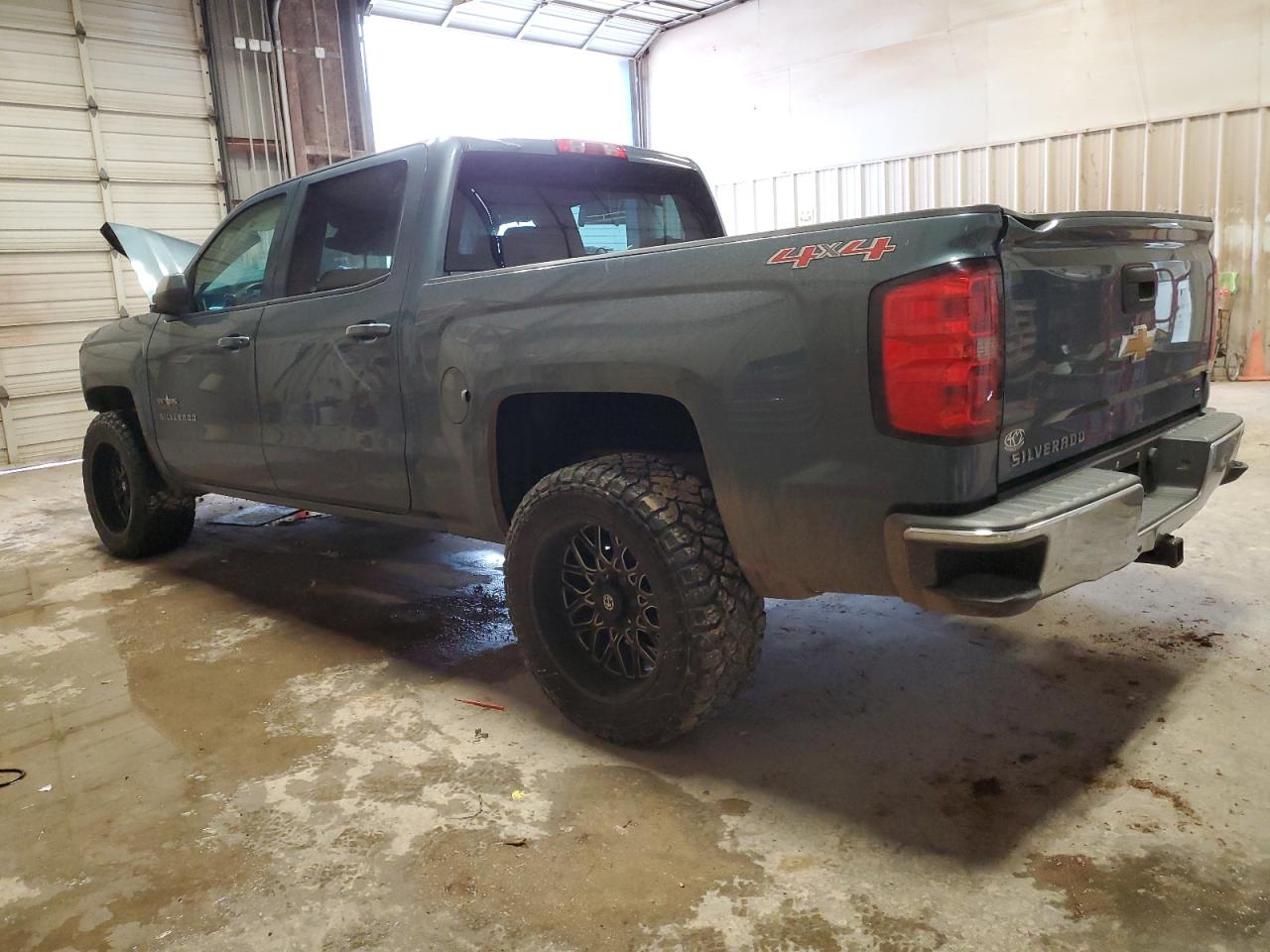 2014 Chevrolet Silverado - Image 2