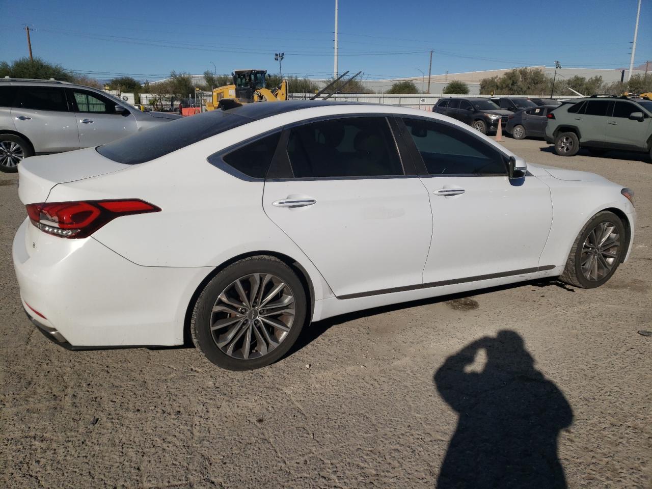 VIN KMHGN4JE0FU054896 2015 HYUNDAI GENESIS no.3