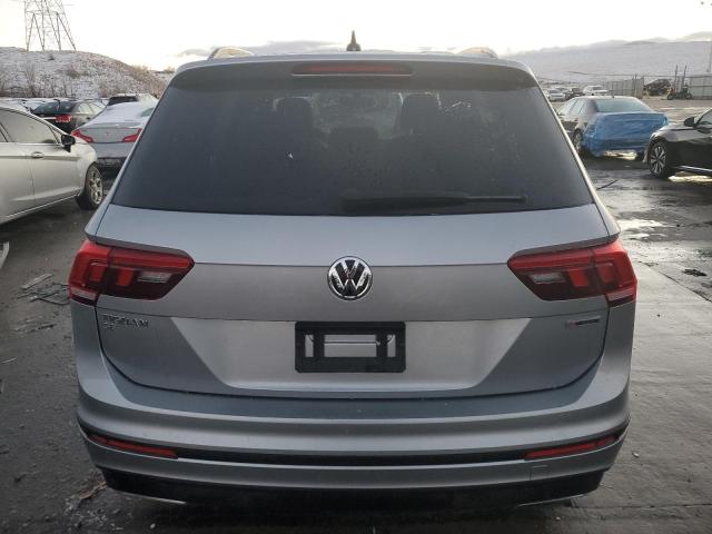  VOLKSWAGEN TIGUAN 2021 Сірий