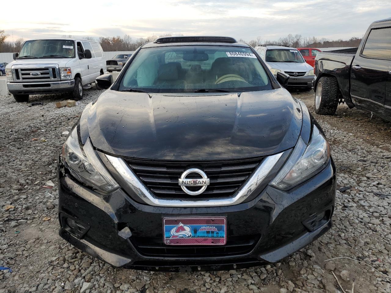 2018 Nissan Altima - Image 5
