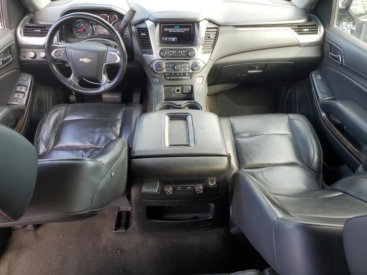 2017 Chevrolet Suburban - Image 8