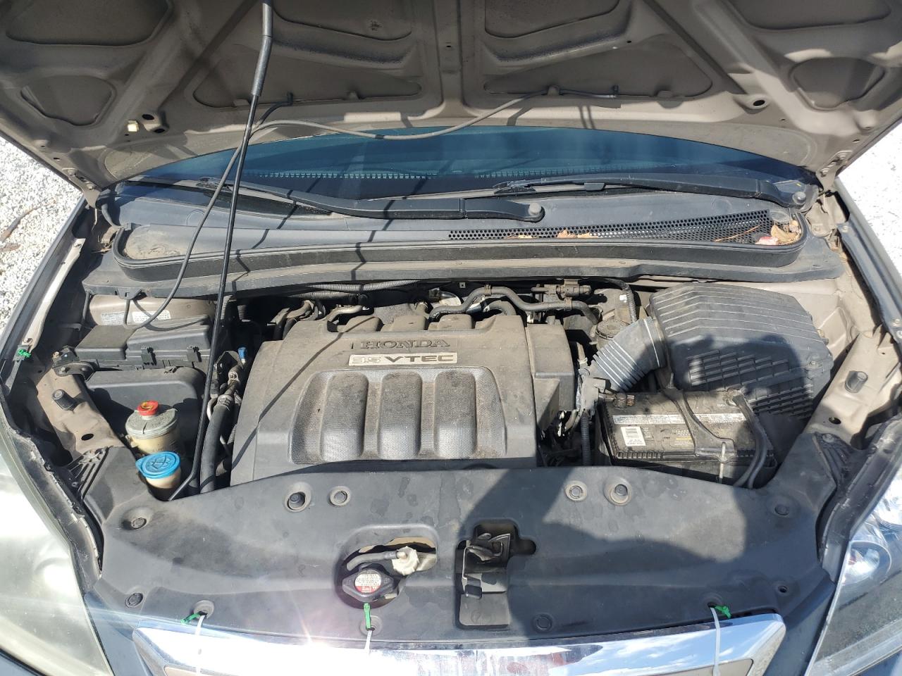 2005 Honda Odyssey - Image 12