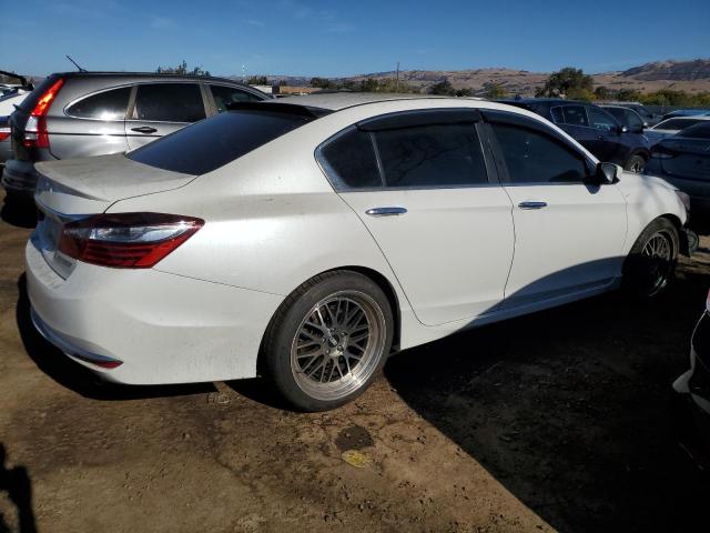  HONDA ACCORD 2016 Белы
