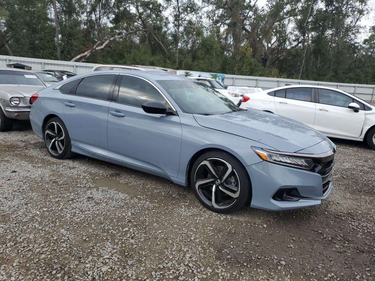2021 Honda Accord - Image 4