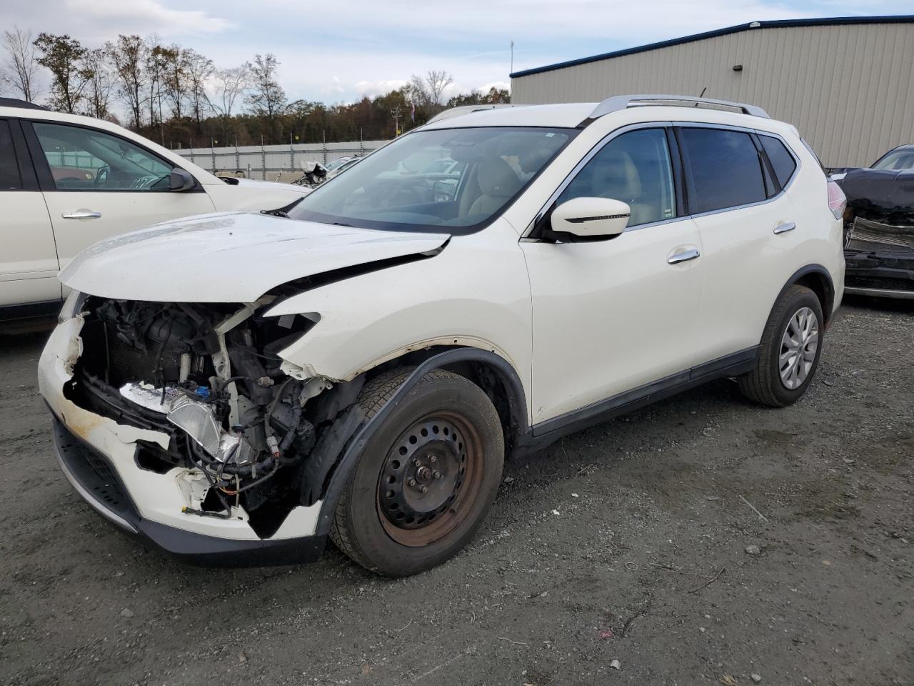 2016 Nissan Rogue - Image 1