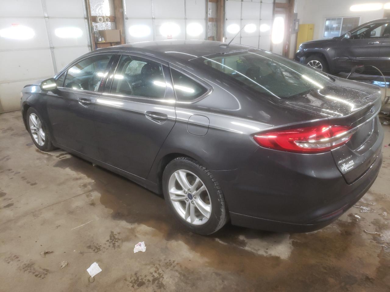 VIN 3FA6P0H78JR114634 2018 FORD FUSION no.2