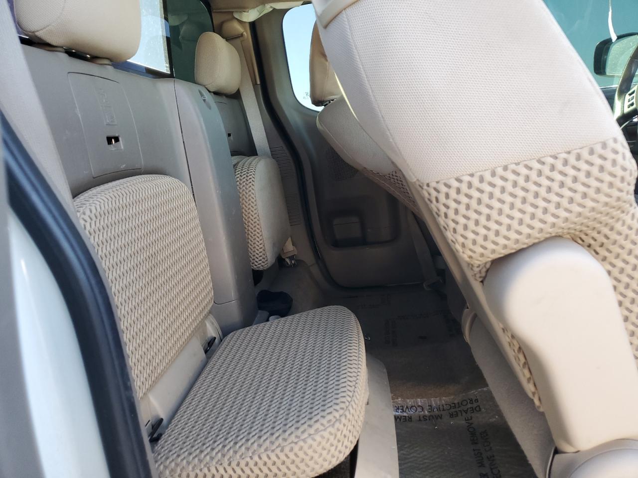 2013 Nissan Navara (Frontier) - Image 10