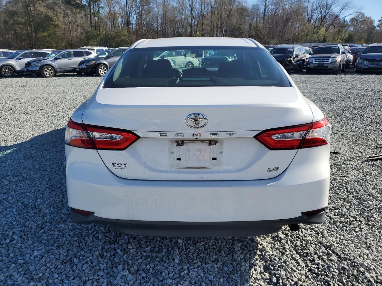 2018 Toyota Camry L VIN: 4T1B11HK6JU602585 Lot: 79692334