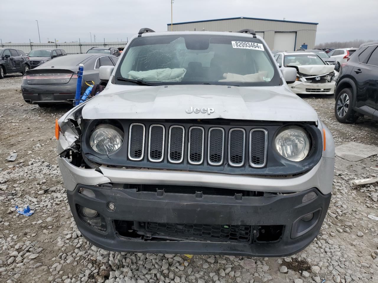 2017 Jeep Renegade - Image 5