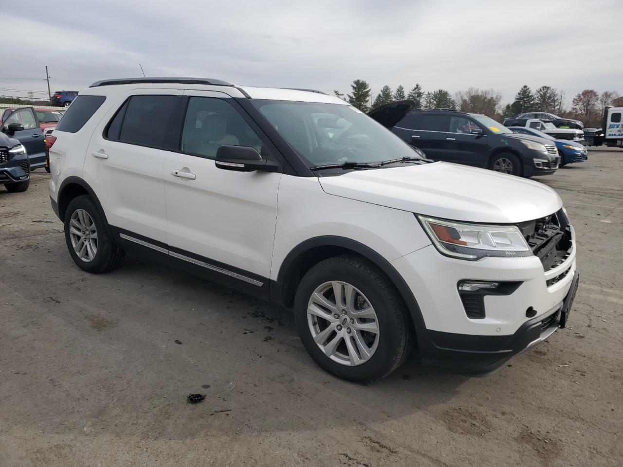 2018 Ford Explorer - Image 4