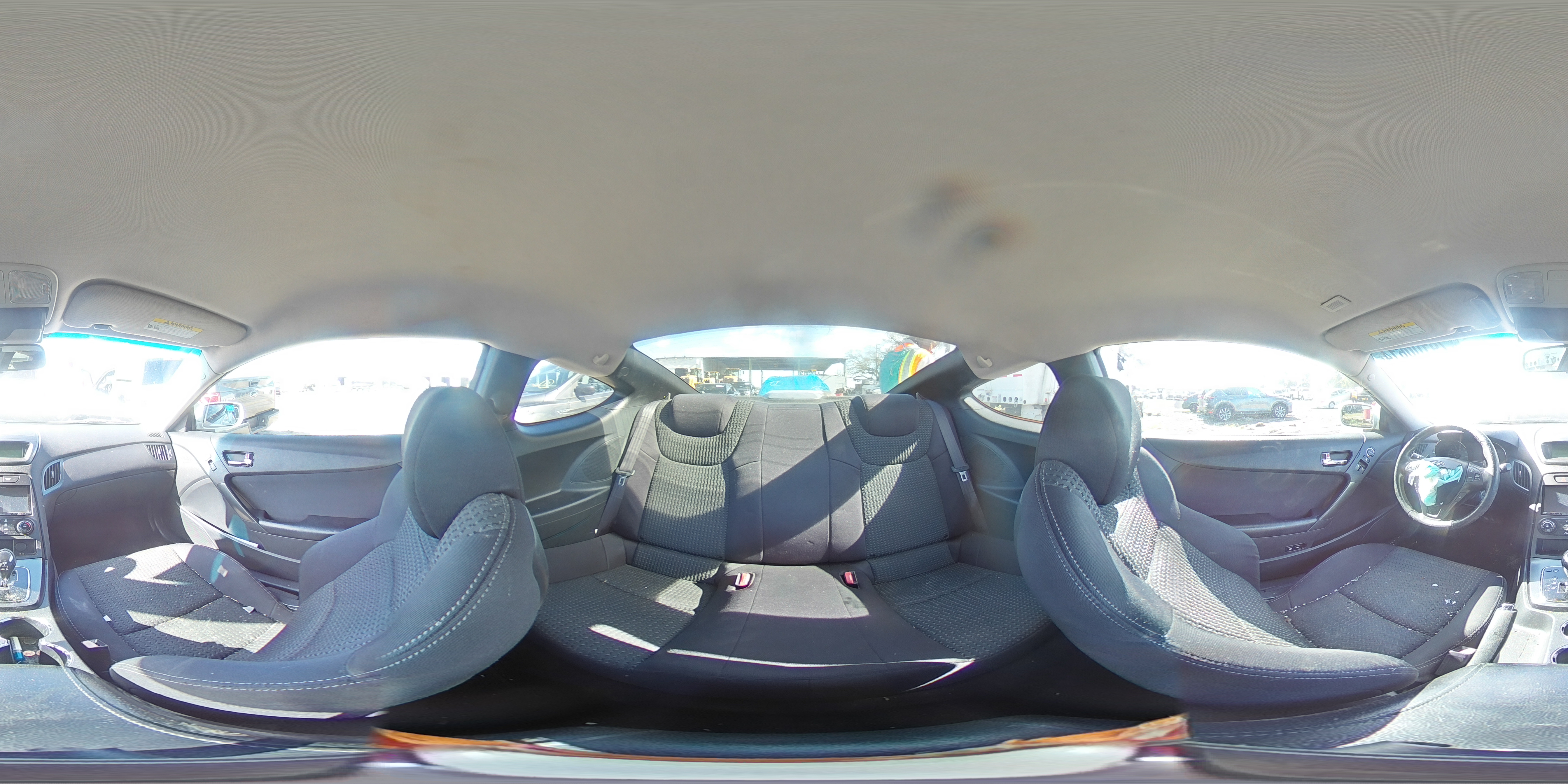2012 Hyundai Genesis - Image 13