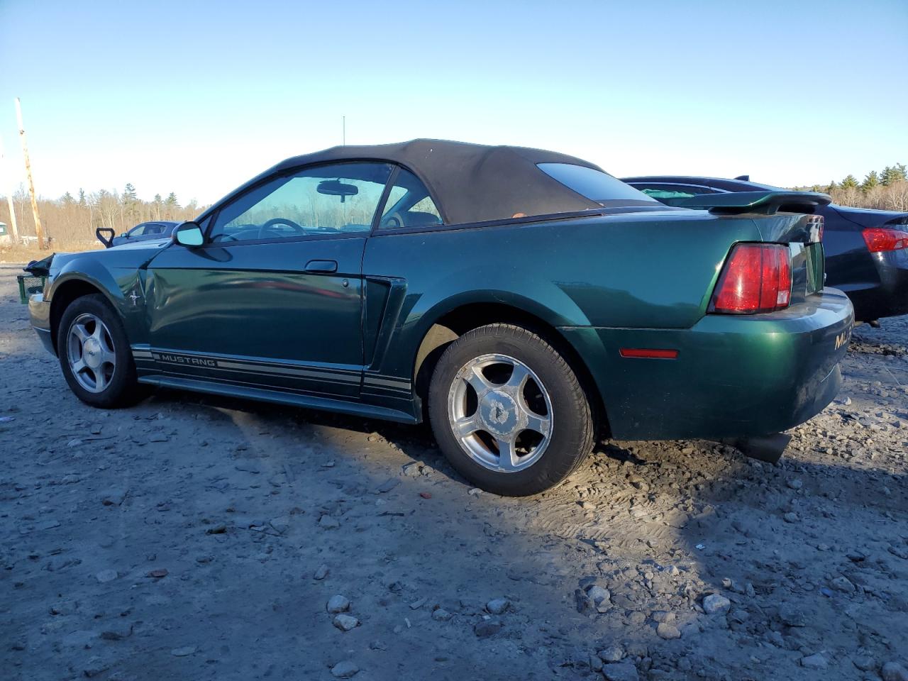 2001 Ford Mustang - Image 2