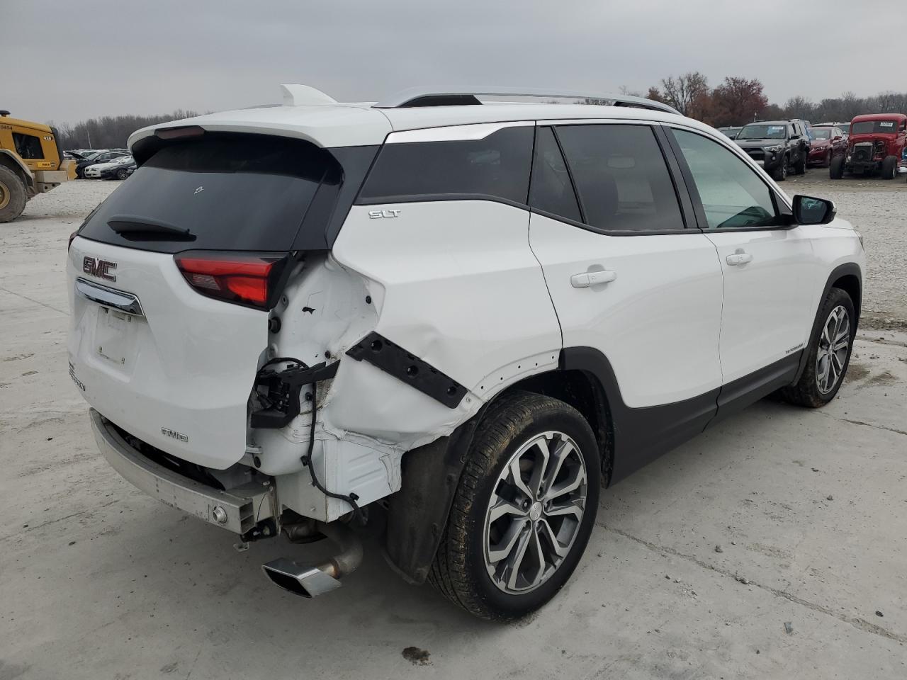 2018 GMC Terrain - Image 3