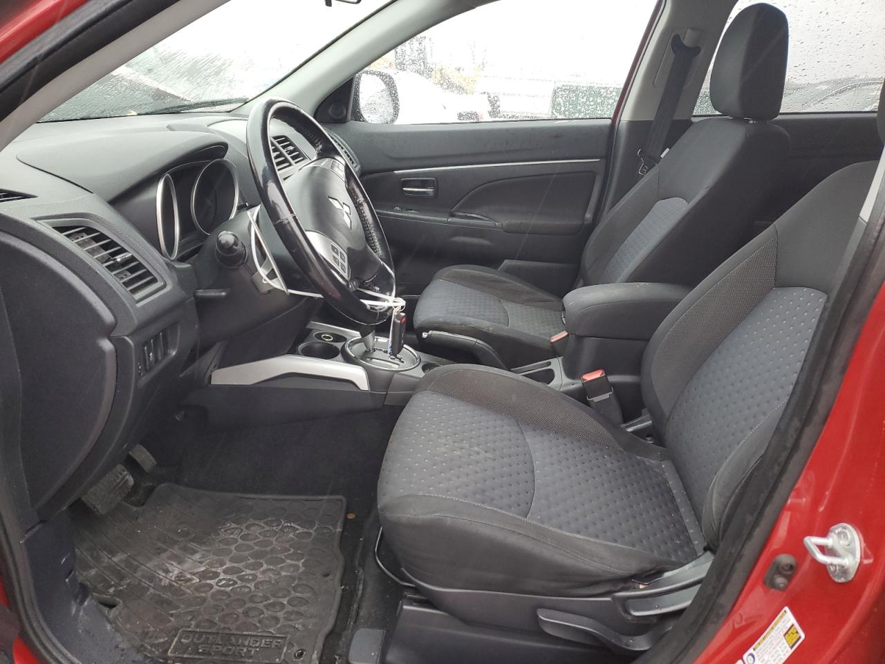 2011 Mitsubishi Outlander - Image 7