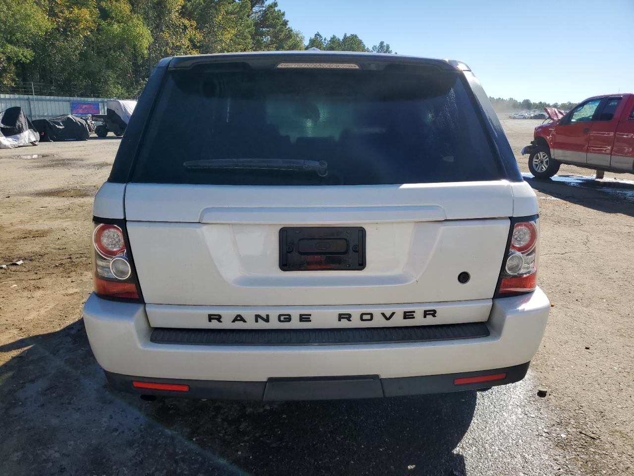 2011 Land Rover Range Rover - Image 6