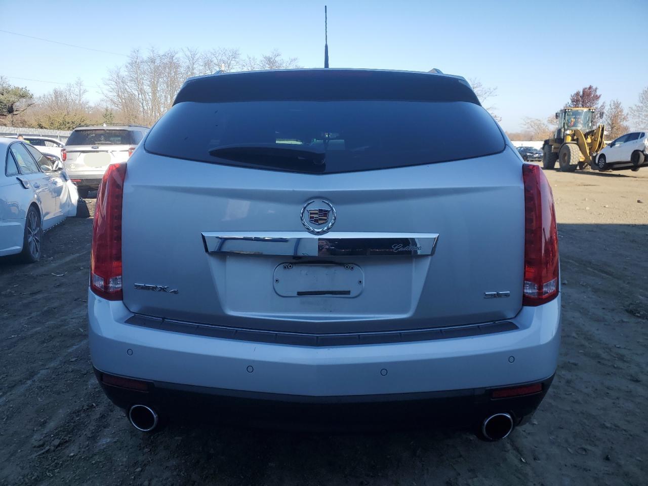 2012 Cadillac SRX - Image 6