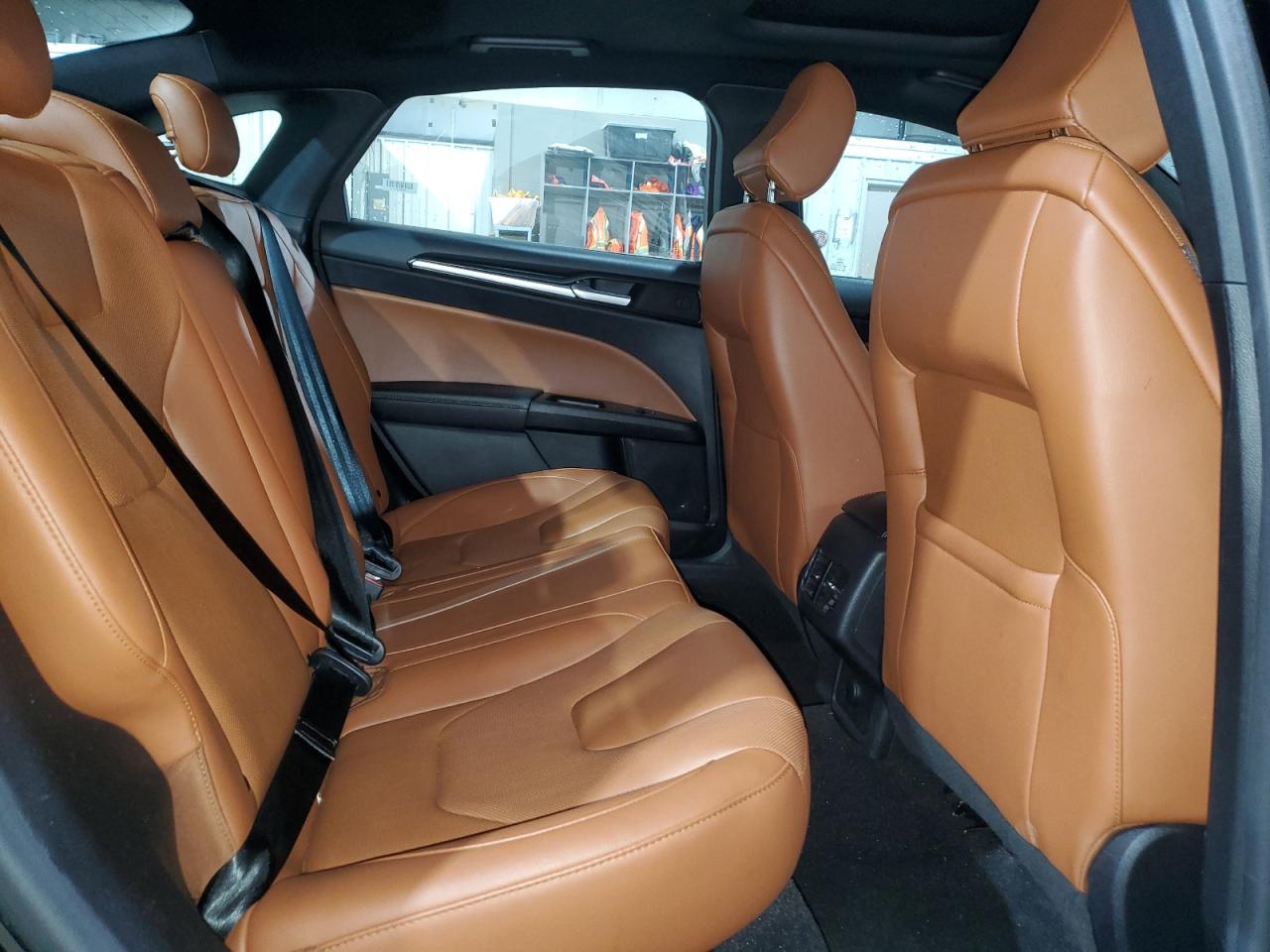 2020 Ford Fusion - Image 10