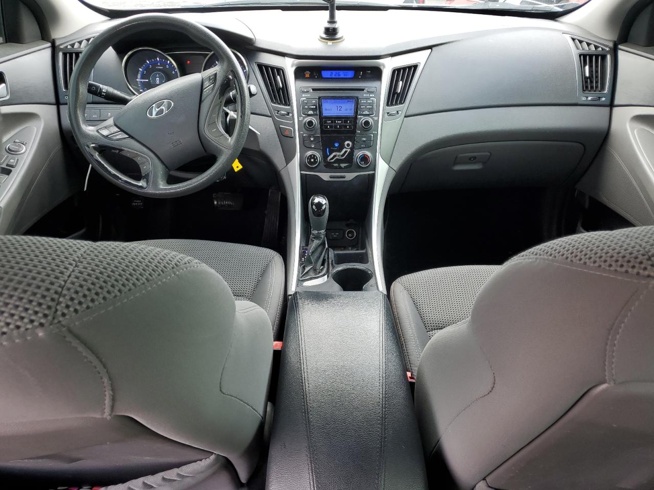 2011 Hyundai Sonata - Image 8