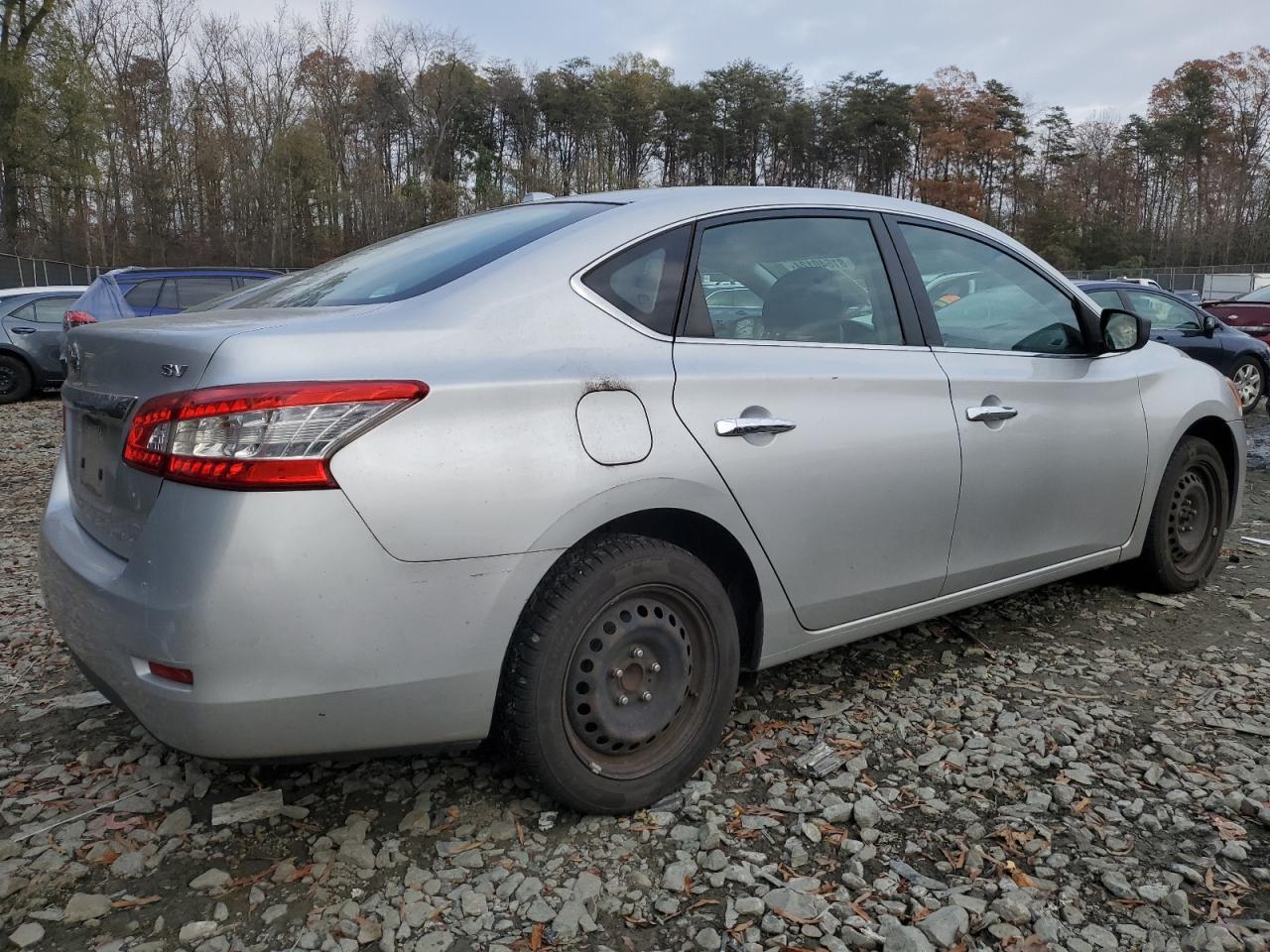 2015 Nissan Sentra - Image 3