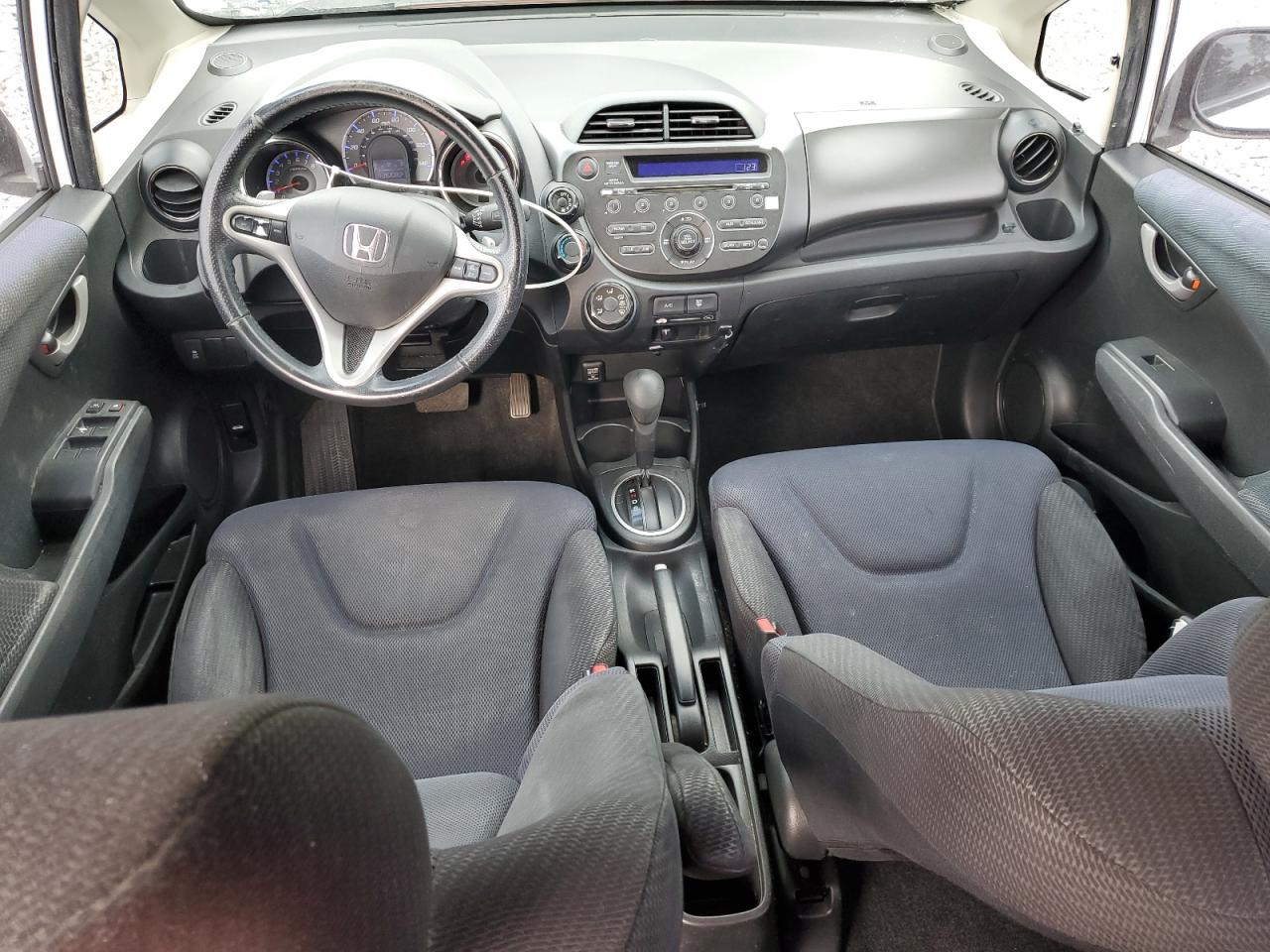 VIN JHMGE8H56DC074119 2013 HONDA FIT no.8