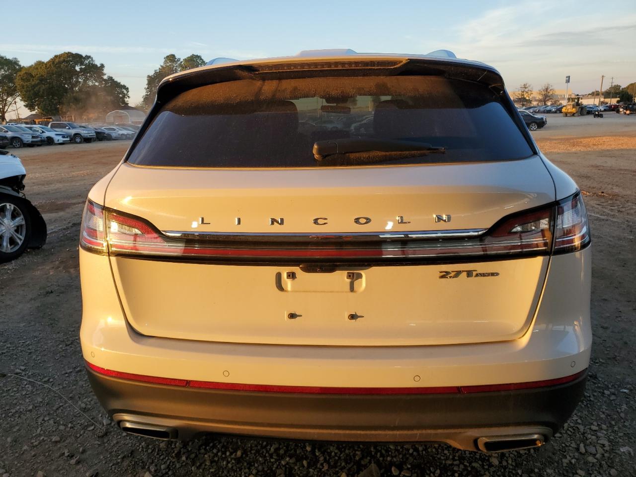 2020 Lincoln Nautilus - Image 6