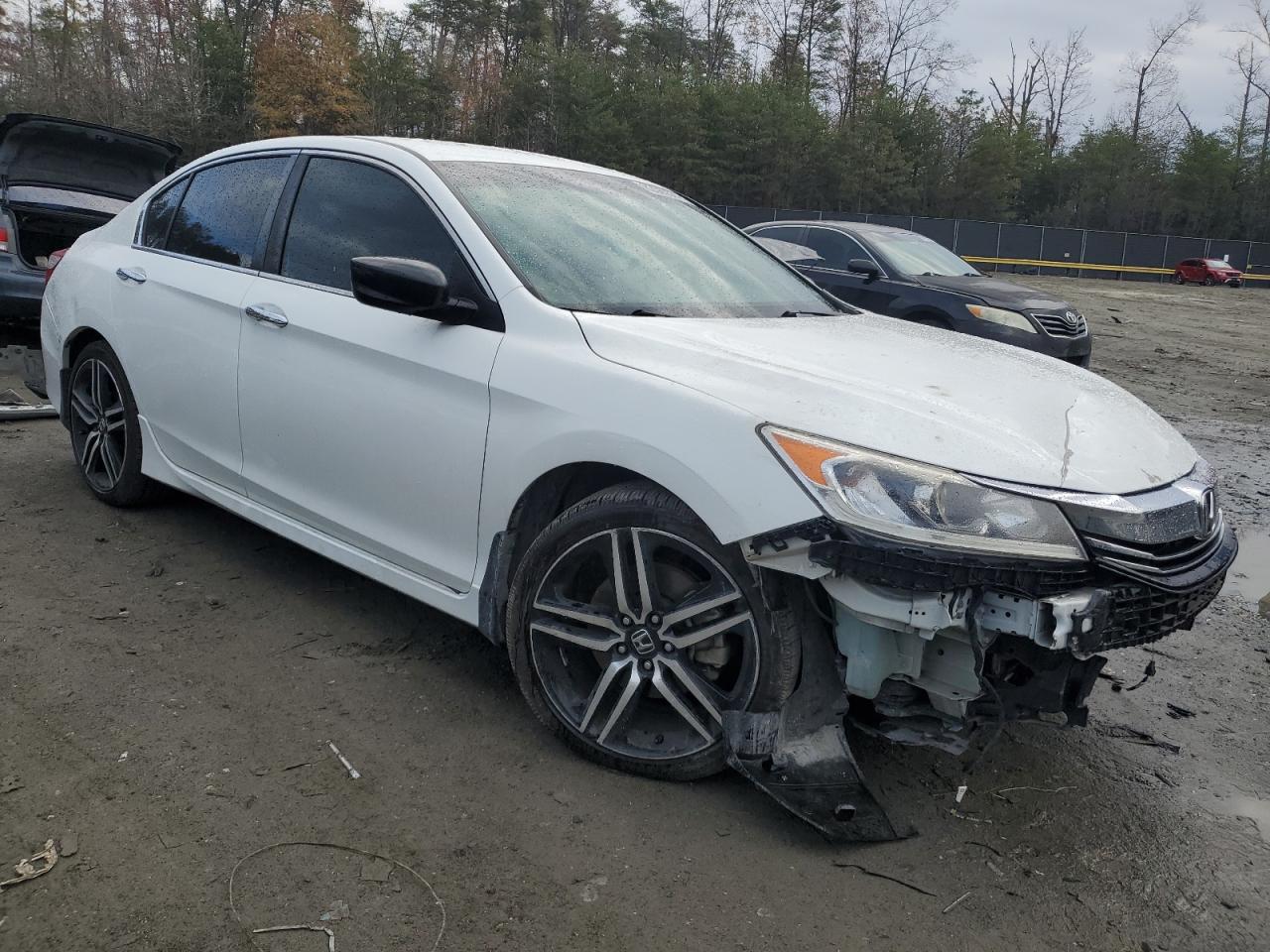 2017 Honda Accord - Image 4