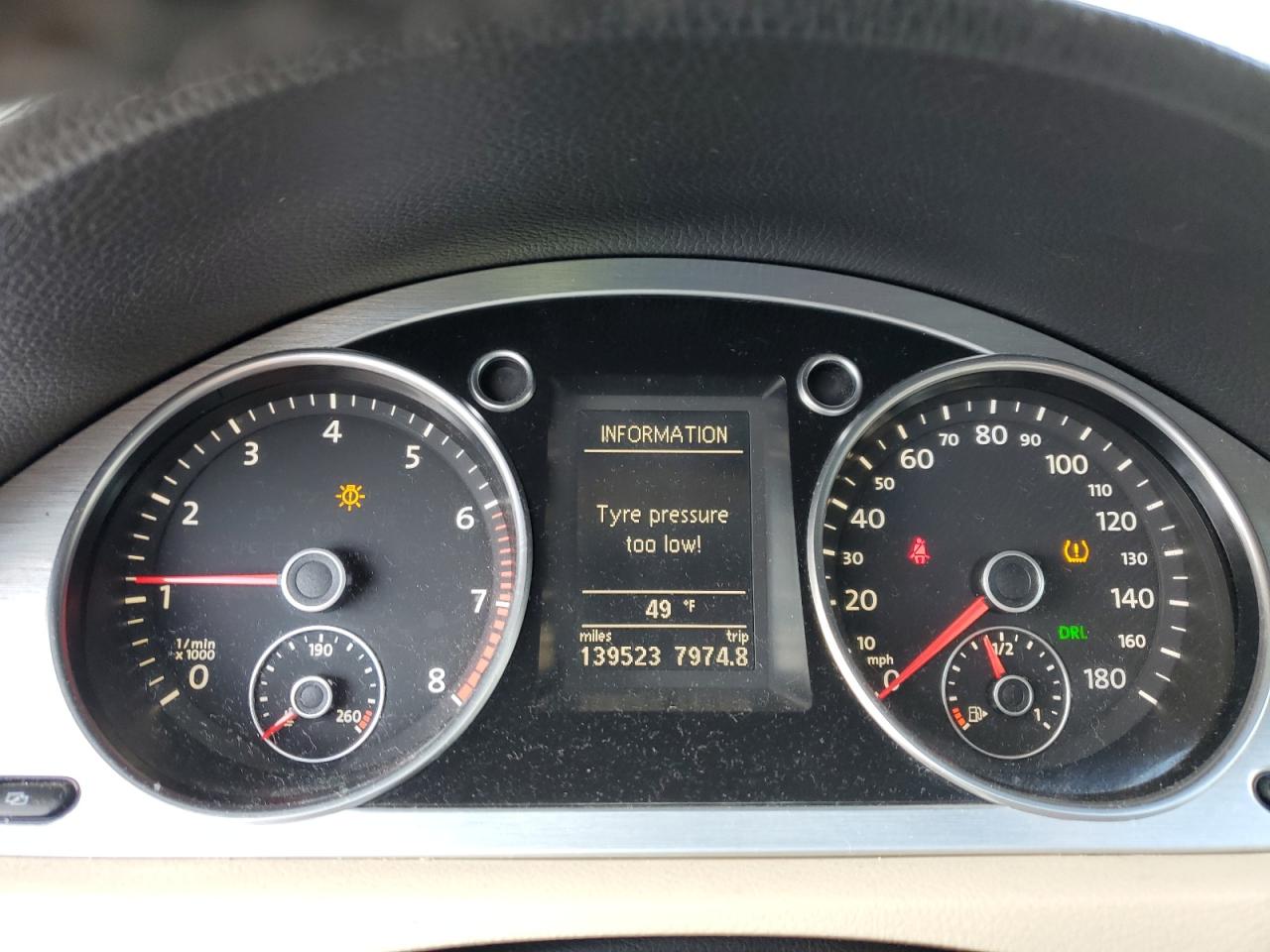 2009 Volkswagen Passat CC - Image 9
