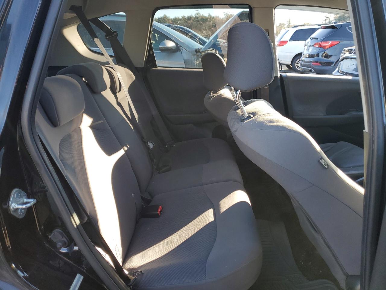 2009 Honda Fit - Image 10