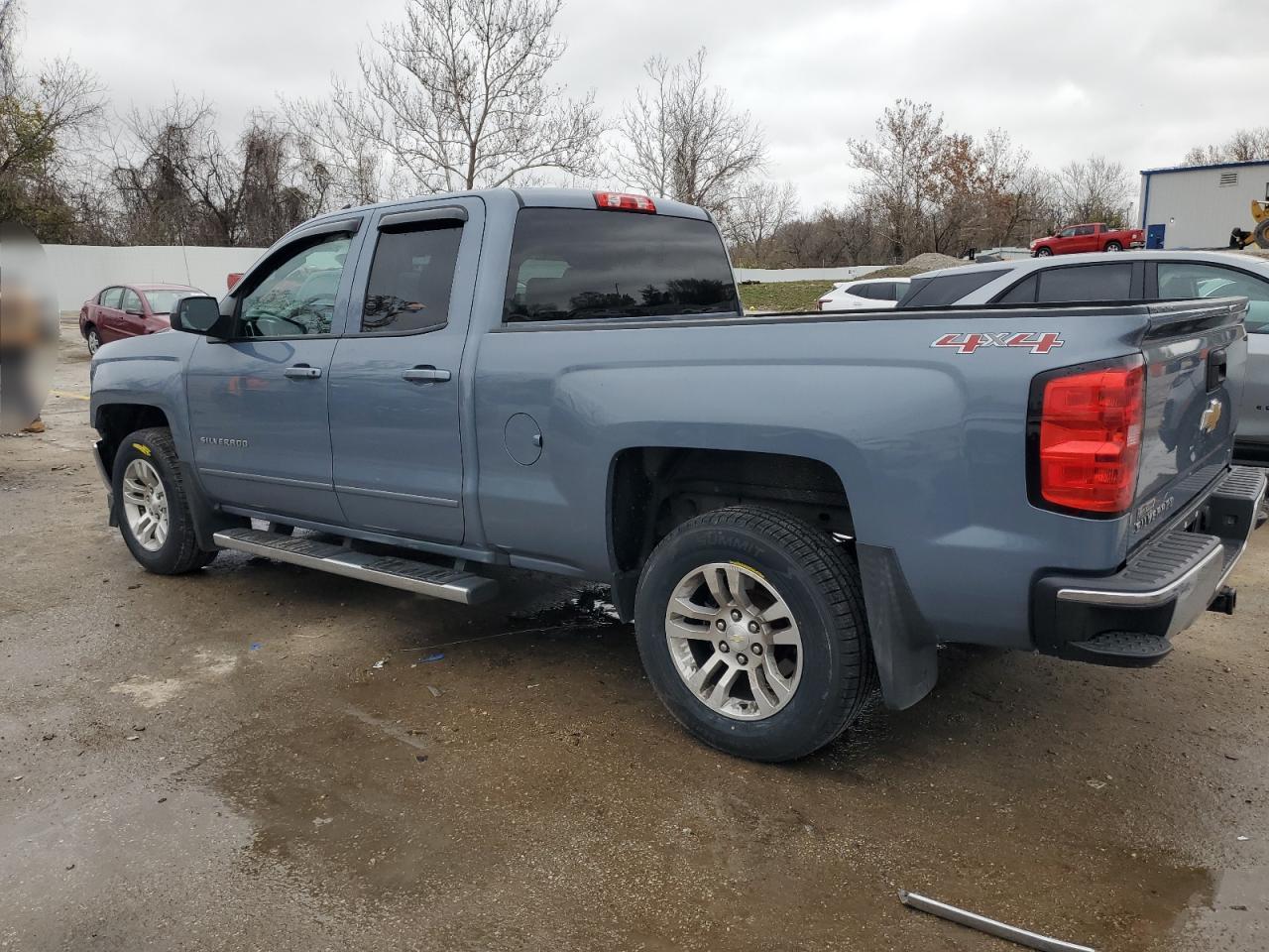 2016 Chevrolet Silverado - Image 2