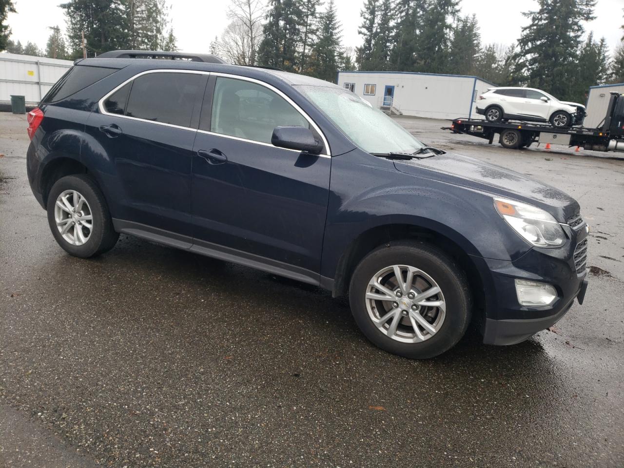 2017 Chevrolet Equinox - Image 4