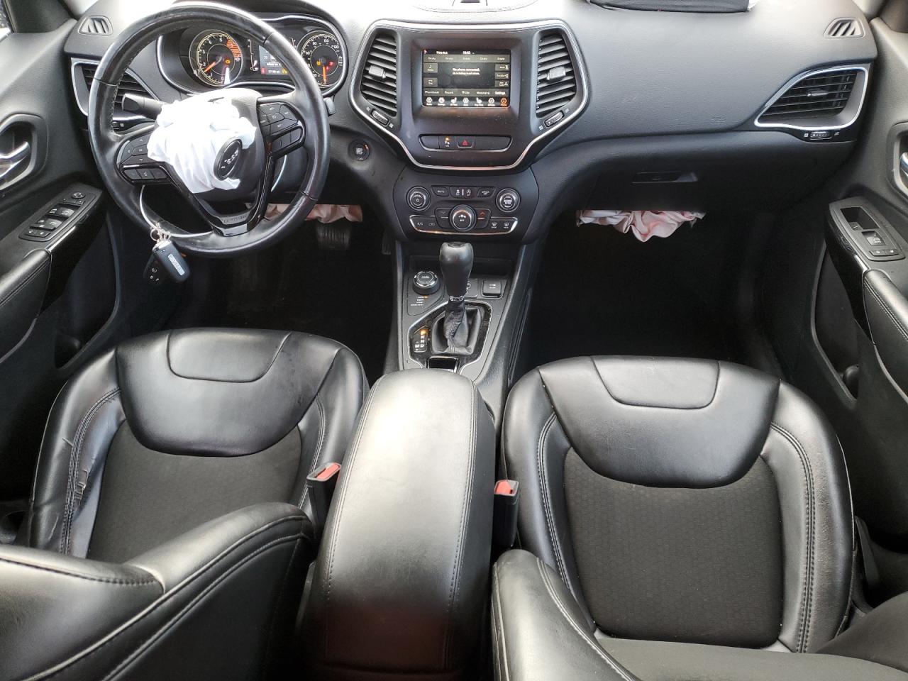 2019 Jeep Grand Cherokee - Image 8