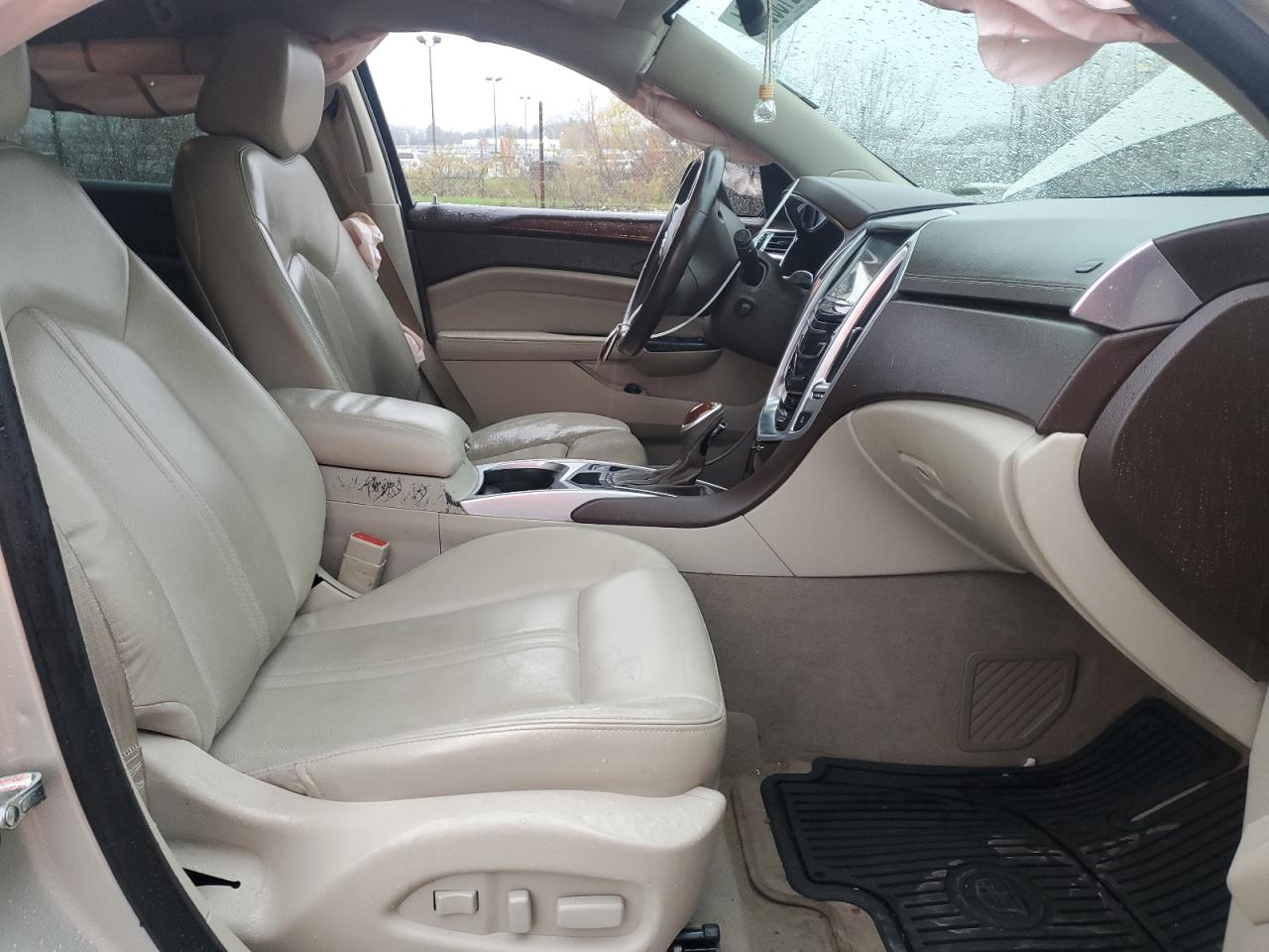 2015 Cadillac SRX - Image 7
