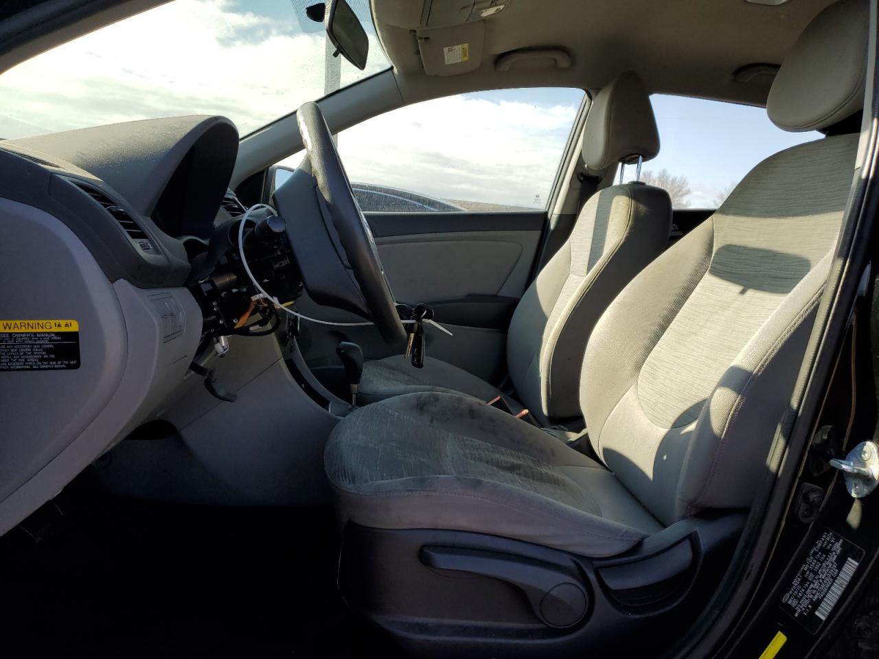 2016 Hyundai Accent - Image 7