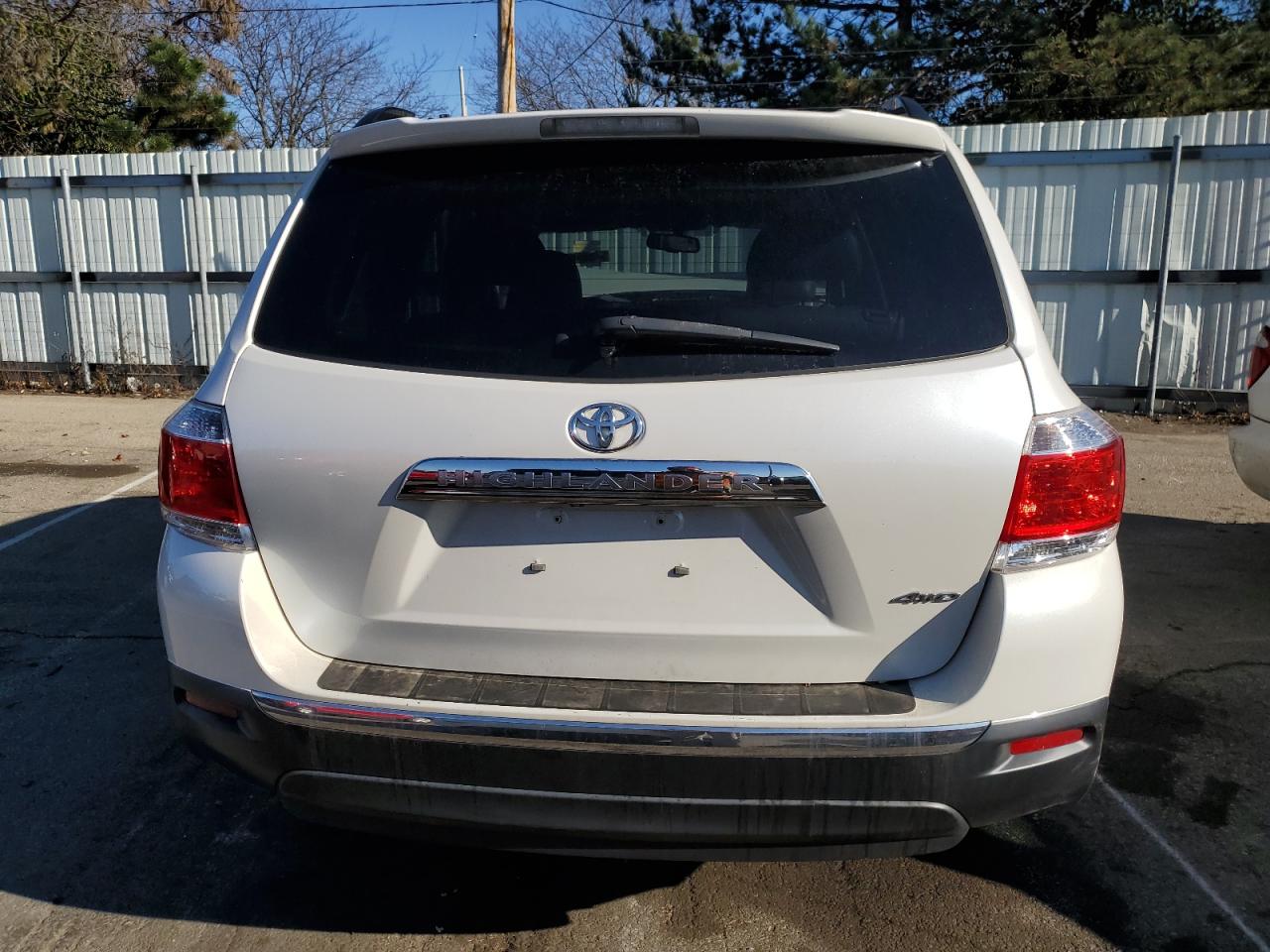 2013 Toyota Highlander Base VIN: 5TDBK3EH4DS178256 Lot: 78666824