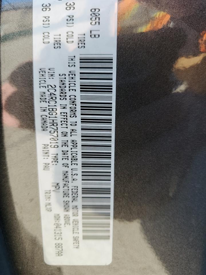 2017 Chrysler Pacifica - Image 14