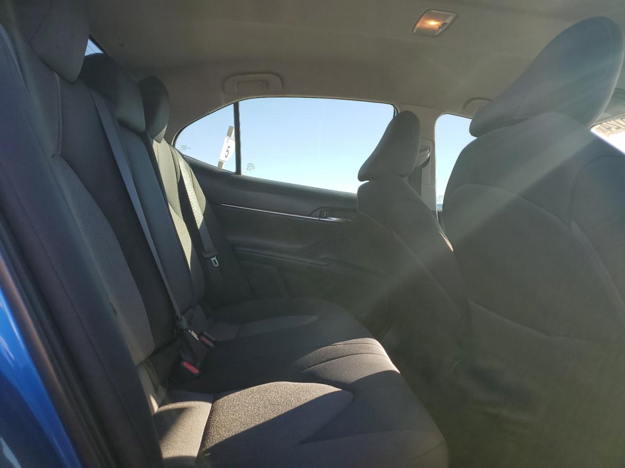 2020 Toyota Camry - Image 11