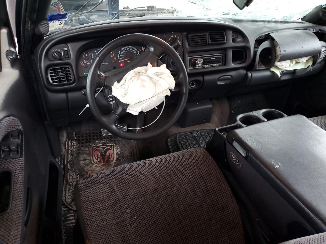 2001 Dodge RAM - Image 8