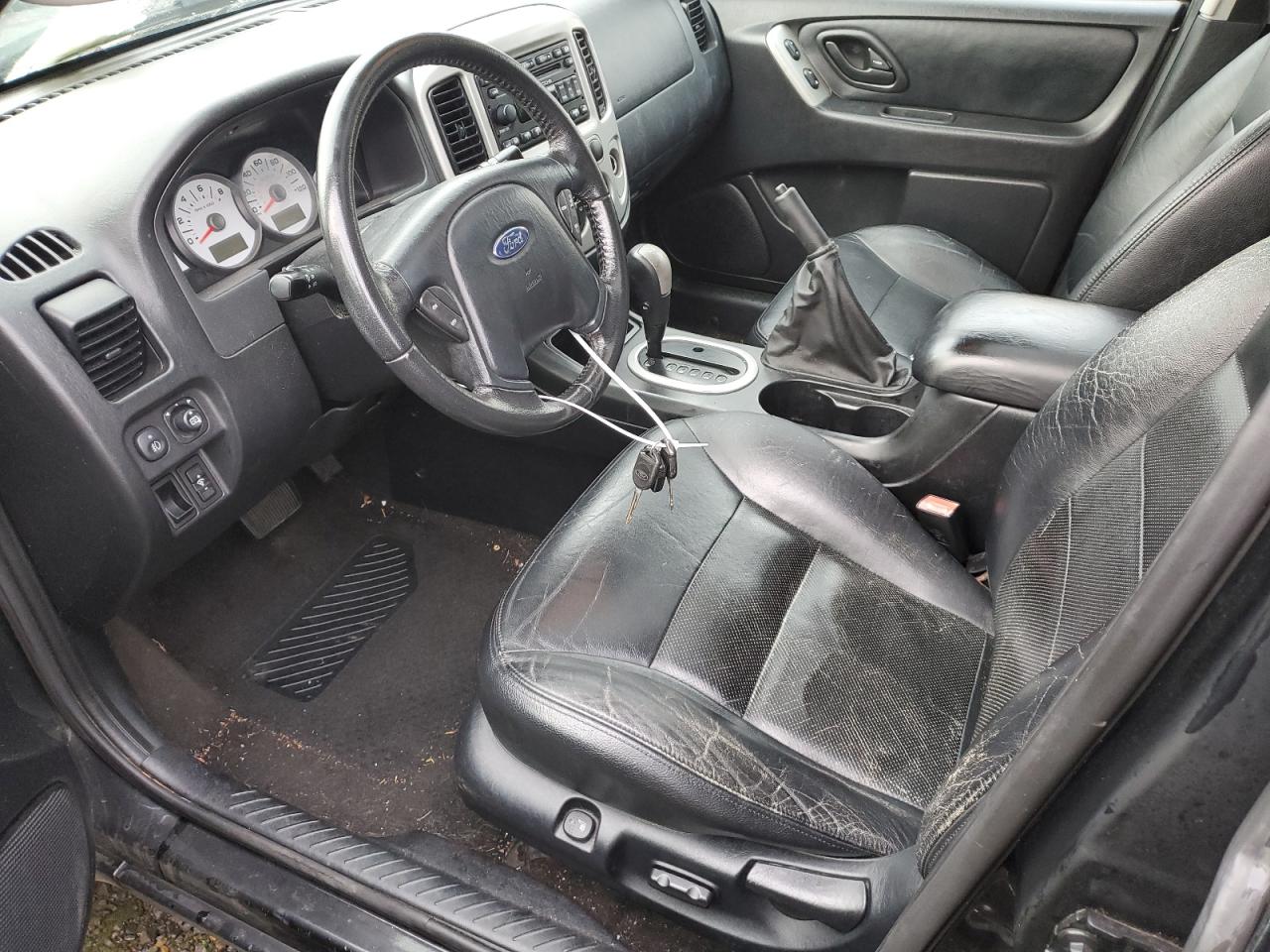 2007 Ford Escape - Image 7