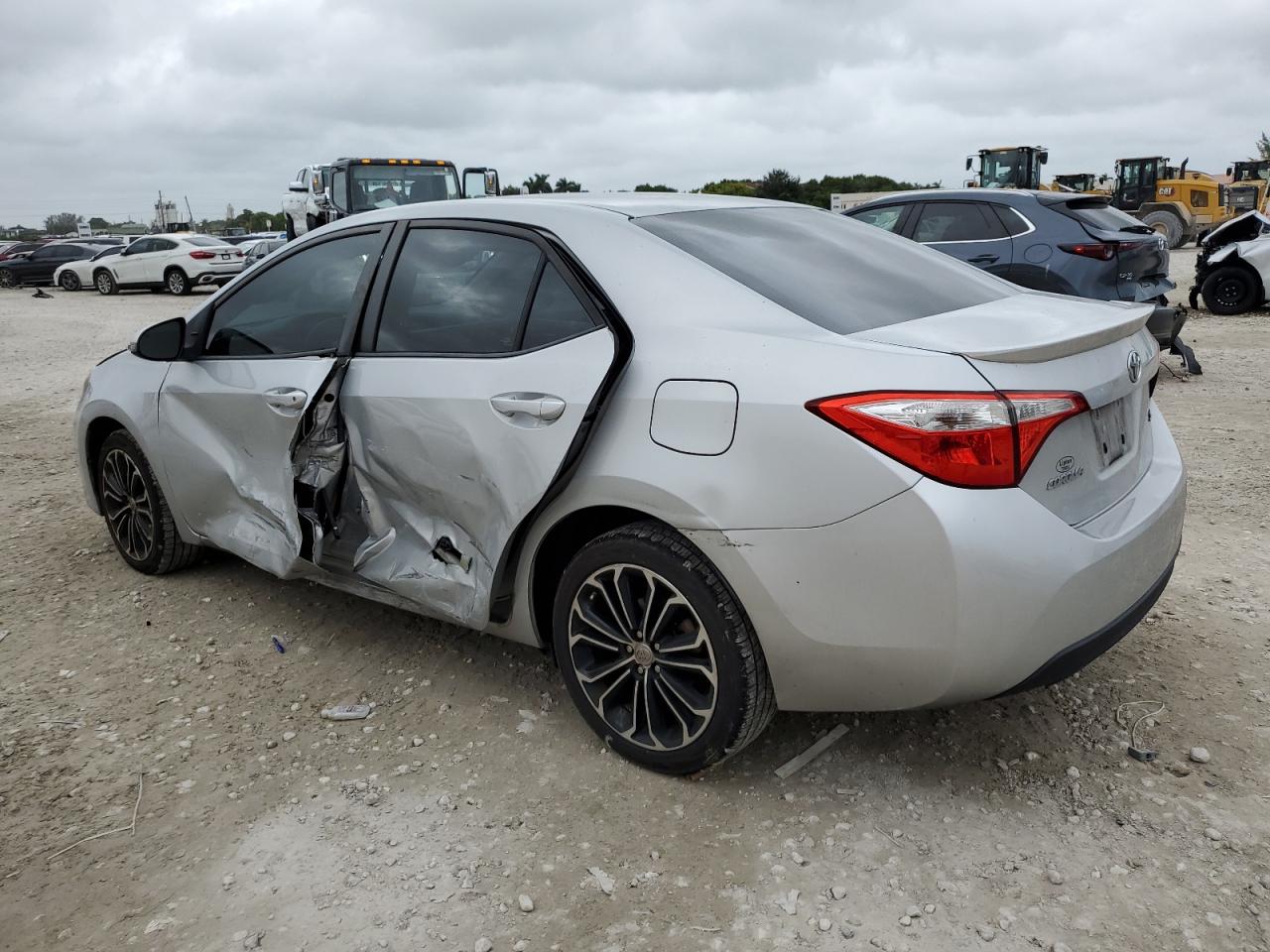 2015 Toyota Corolla - Image 2