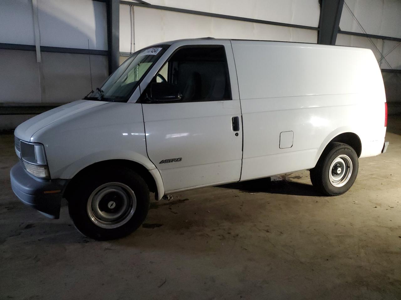 1999 Chevrolet Astro на продаже в Graham, WA - Side
