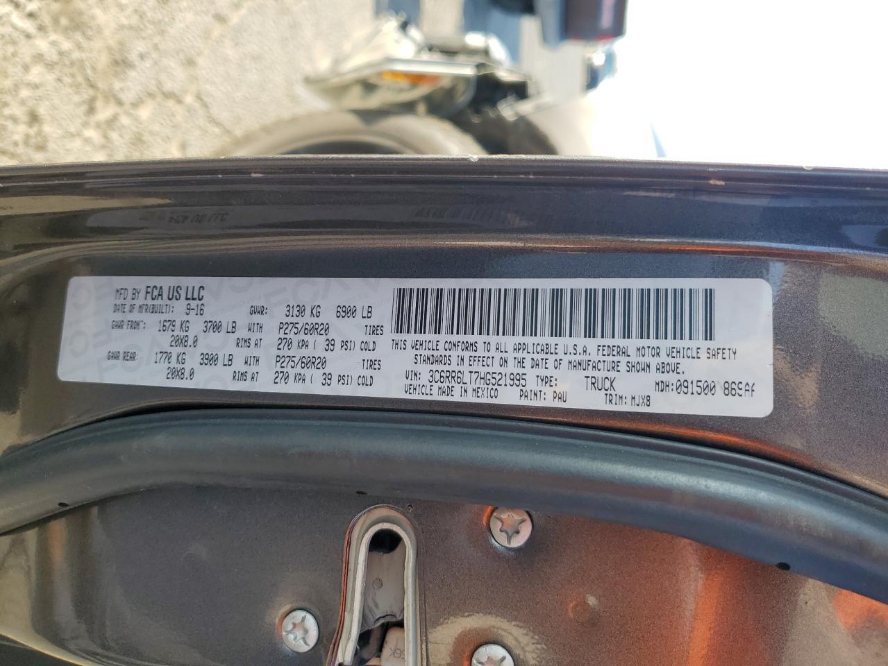 2017 RAM 1500 - Image 12