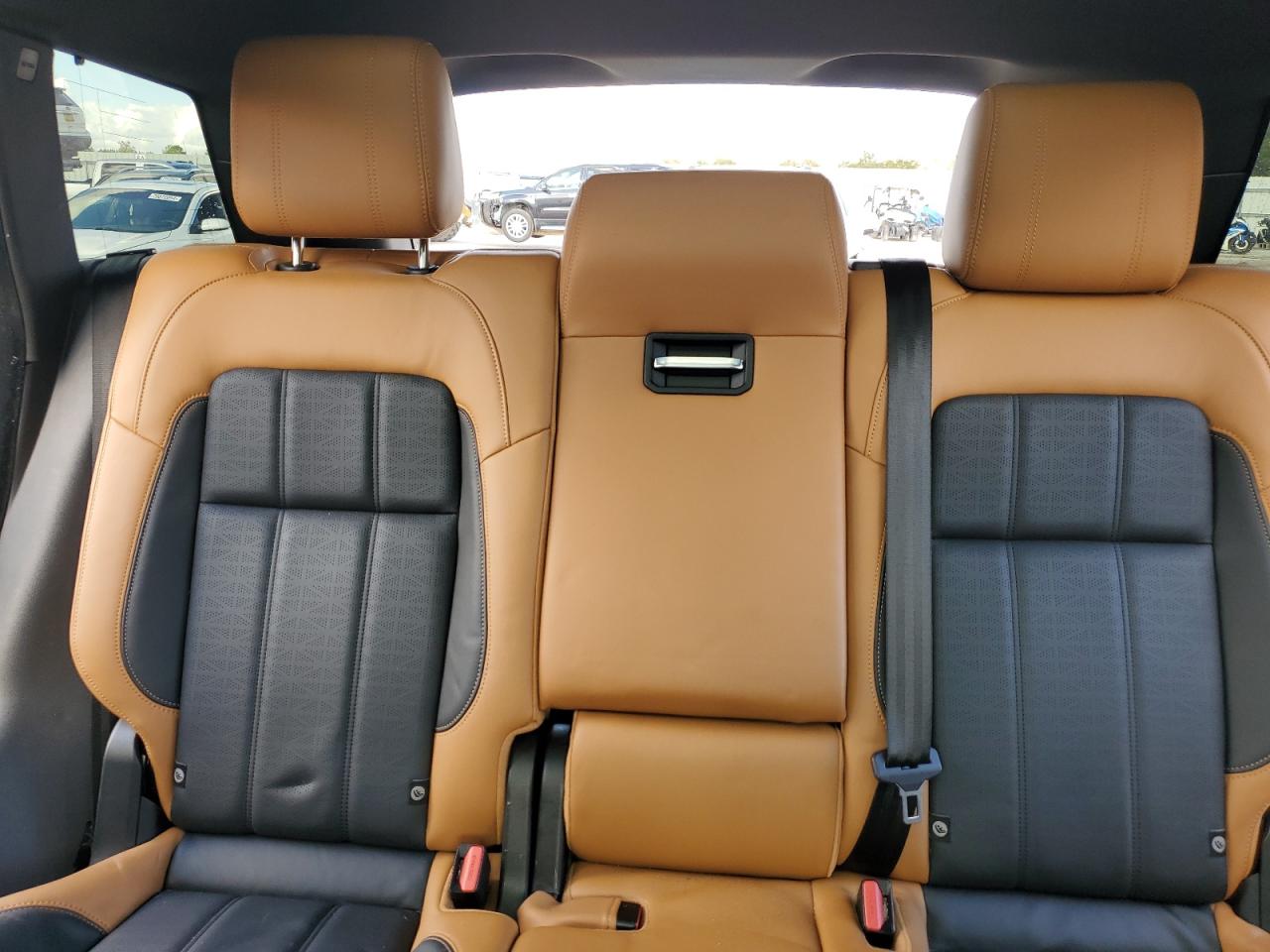 2019 Land Rover Range Rover - Image 10