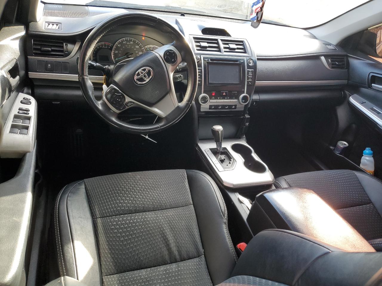 2014 Toyota Camry - Image 8