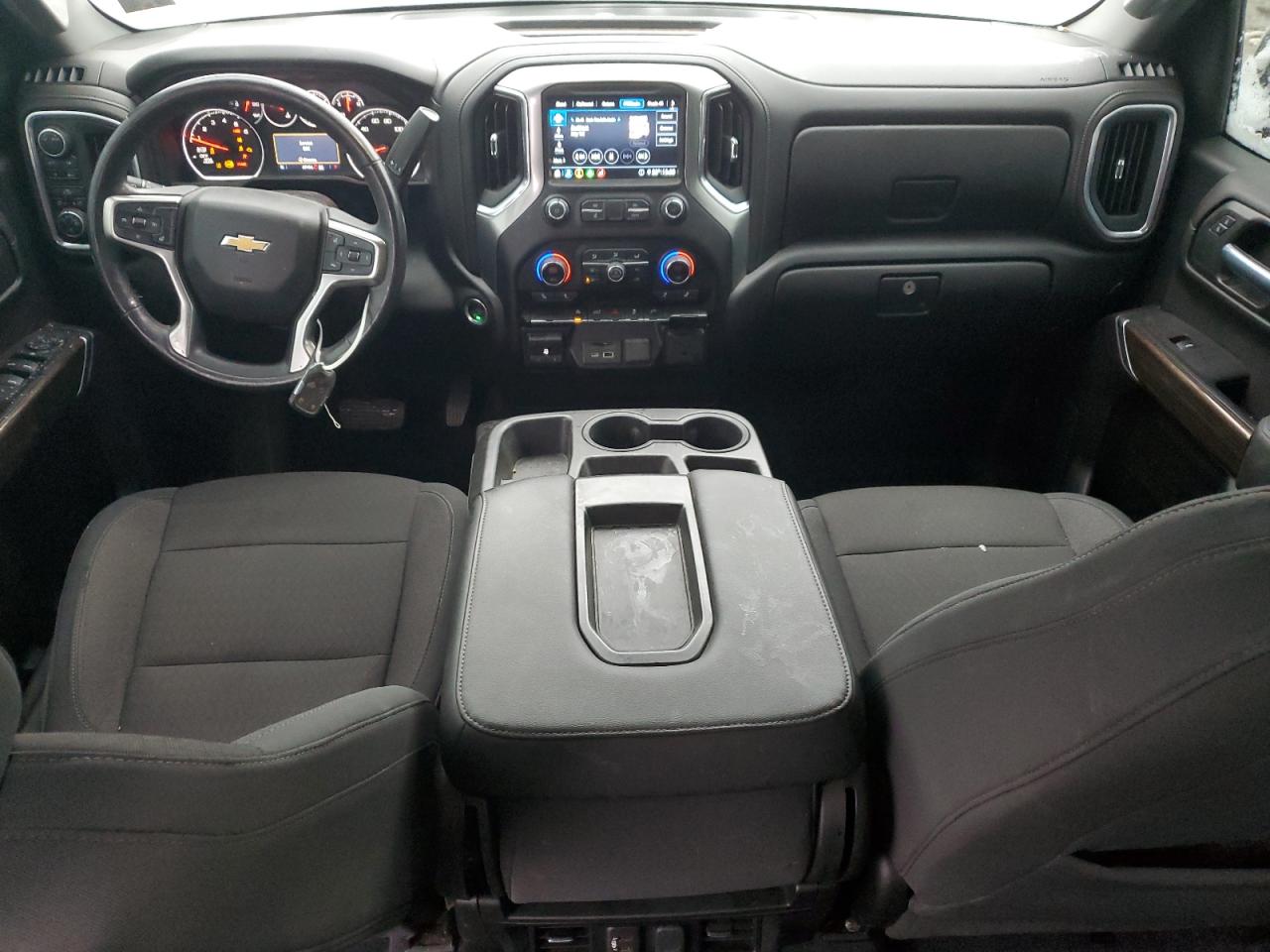 2020 Chevrolet Silverado - Image 8