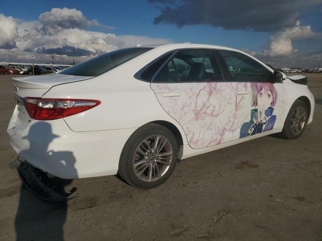  TOYOTA CAMRY 2016 Белы