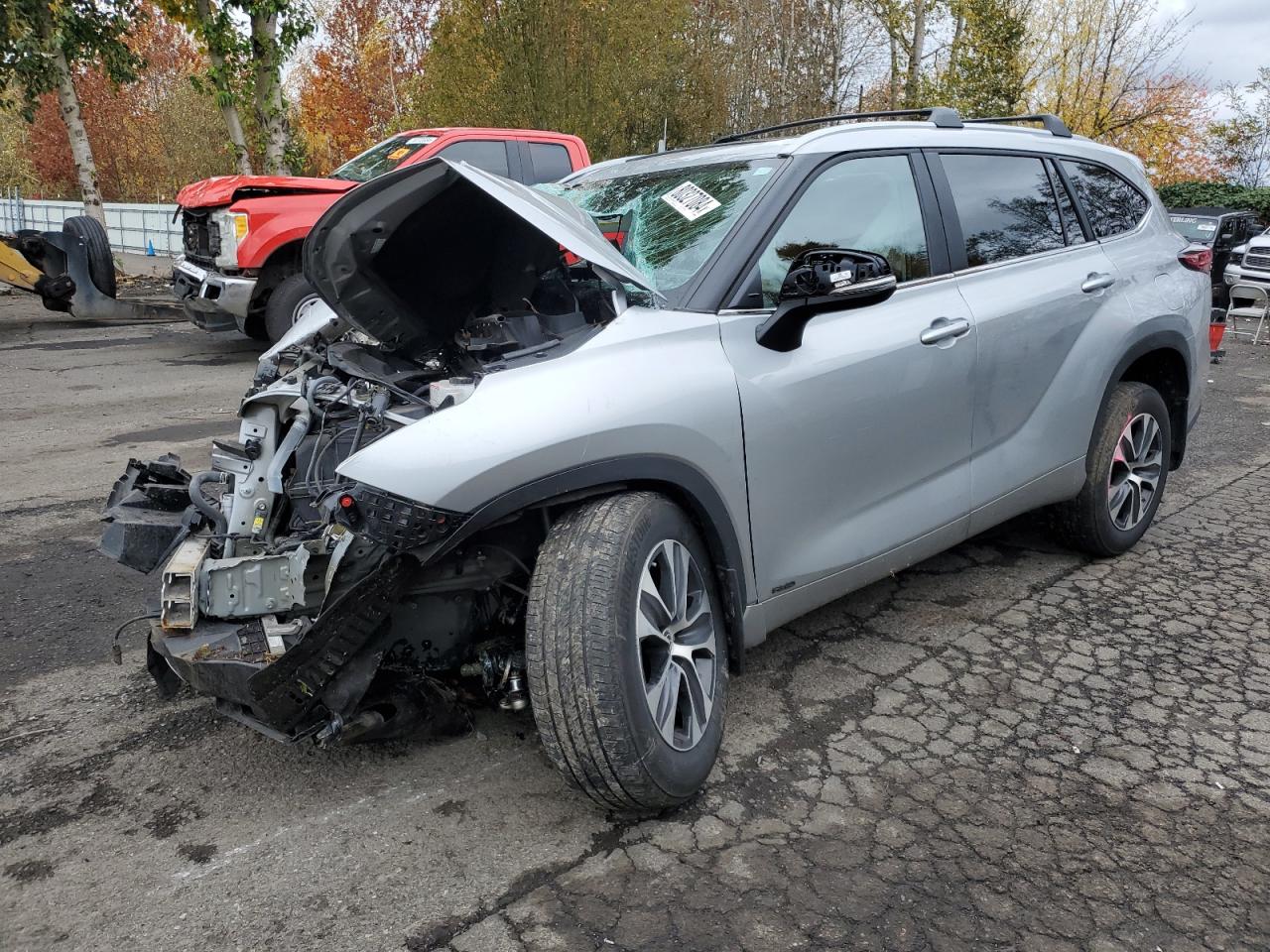 2023 Toyota Highlander Hybrid Xle на продаже в Portland, OR - Front End